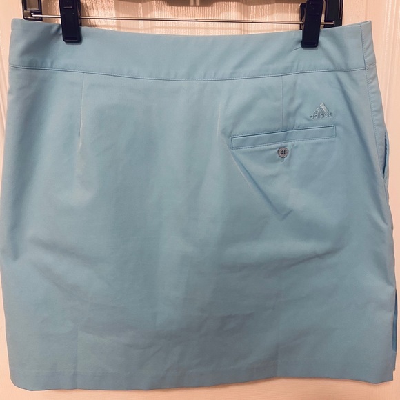 Ladies Adidas golf skort sz Small (135) - Picture 8 of 12